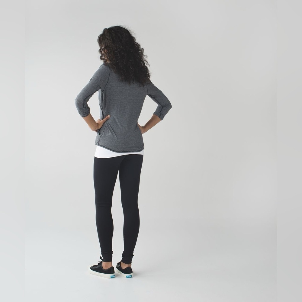 Lululemon Radiant Longsleeve Tonka Stripe Black Heathered Grey Women Size 4 - Picture 3 of 10